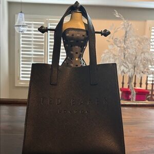 TED BAKER “The Icon” Small Tote Bag in Black